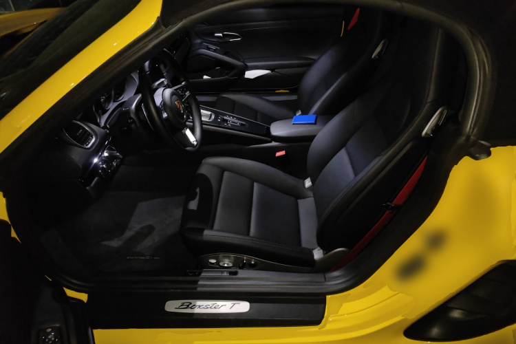 保时捷718 2022款 Boxster T 2.0T中控内饰19