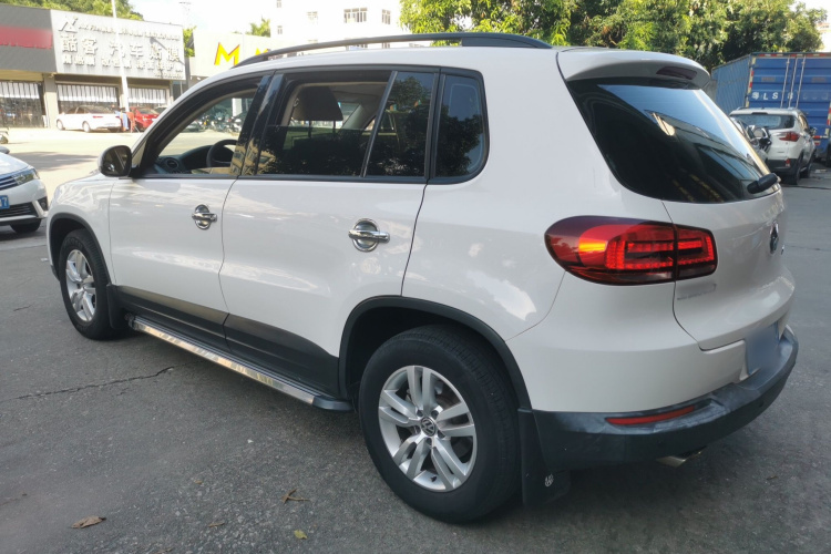 大众 途观 2015款 1.8TSI 自动两驱风尚版车身外观4