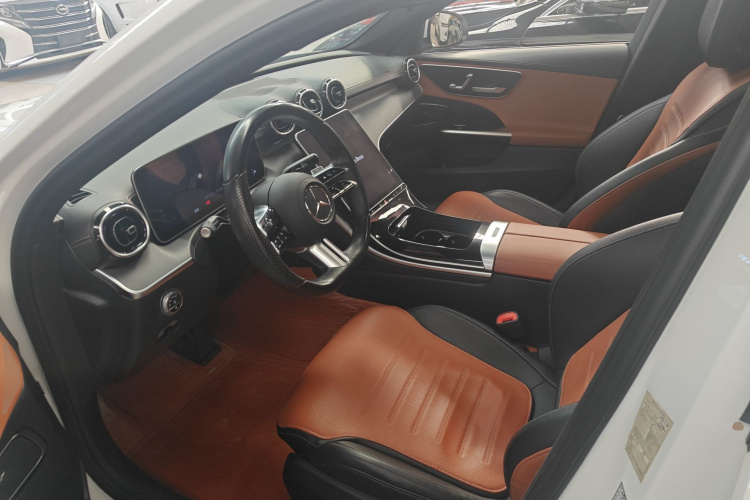 奔驰C级 2022款 改款 C 200 L 运动版局部细节19