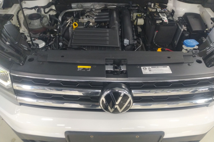 大众 途岳 2021款 280TSI 两驱豪华版PLUS机舱底盘24