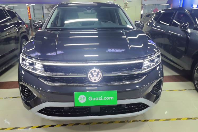 大众 揽境 2023款 改款 380TSI 四驱旗舰胜境版 6座车身外观2