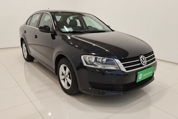 大众 朗逸 2013款 改款经典 1.6L 手动风尚版车身外观3