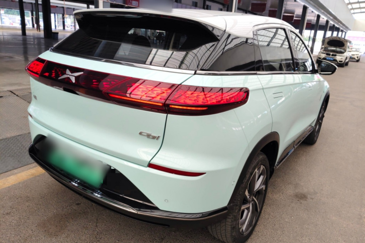 小鹏G3 2021款 G3i 520N车身外观7