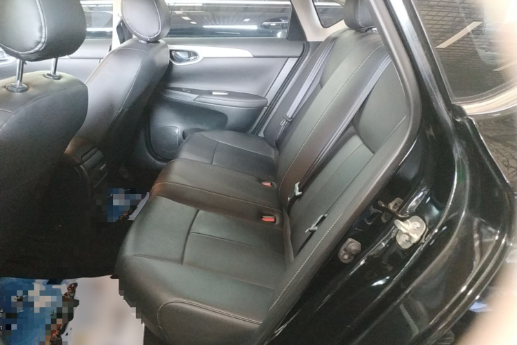 日产 轩逸 2024款 经典 1.6XE CVT舒适版中控内饰21