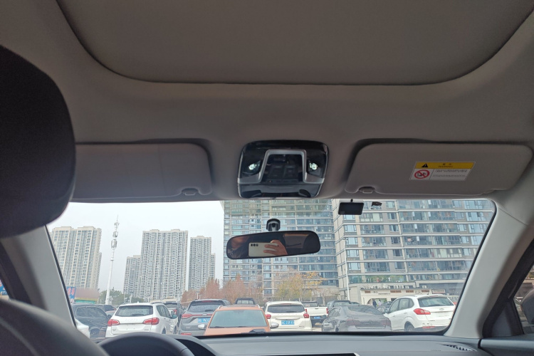 思皓X8 PLUS 2023款 1.5TGDI DCT智享版 7座中控内饰22