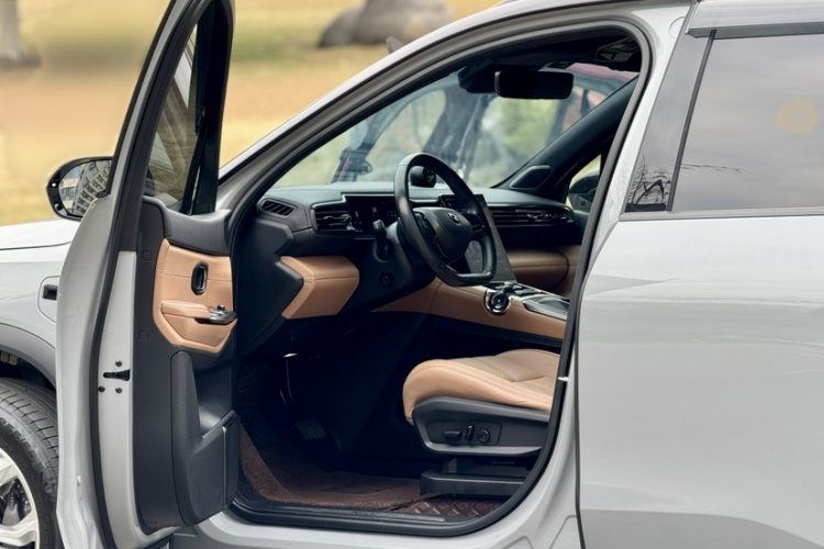 蔚来ES8 2022款 100kWh 六座版局部细节19