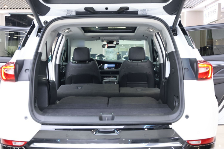 别克 昂科旗 2020款 28T 四驱尊贵型局部细节23