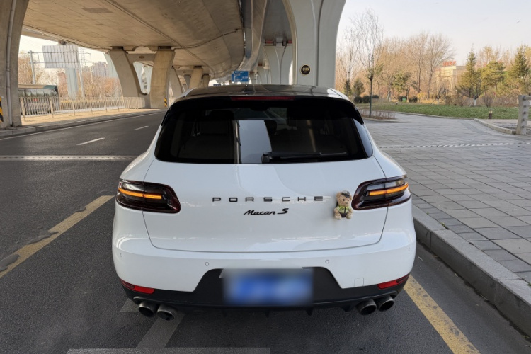 保时捷 2014款 Macan S 3.0T车身外观6008