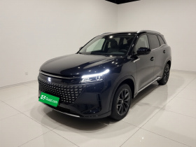 蓝电E5 2024款 荣耀版 100KM尊享型 7座