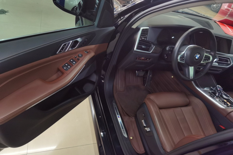 宝马X5(进口) 2020款 xDrive30i M运动套装中控内饰7003
