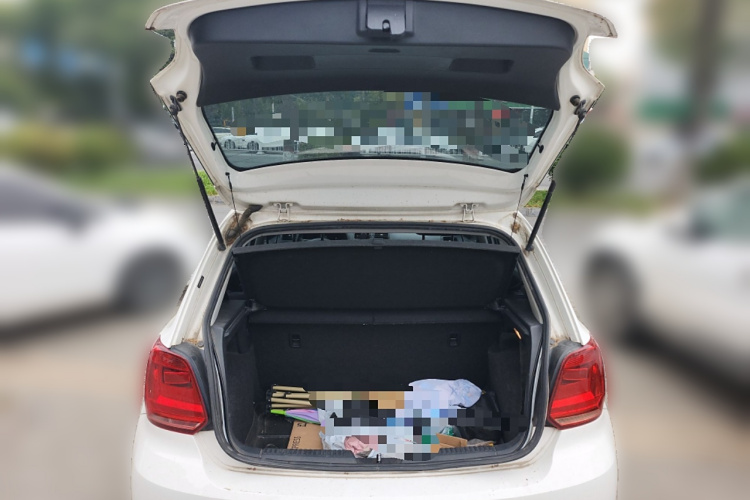 大众 Polo 2016款 1.4L 手动风尚型中控内饰23