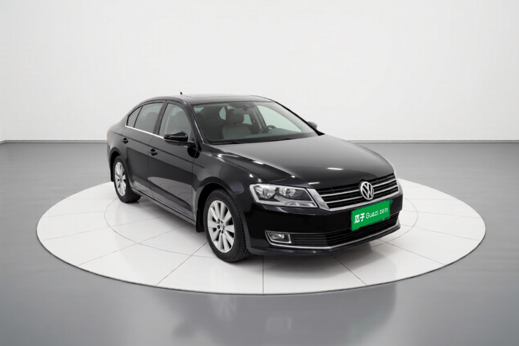 大众 朗逸 2013款 改款经典 1.6L 自动舒适版车身外观3