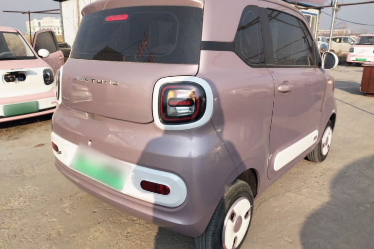 奔腾小马 2026款 222km 萌趣马 Plus车身外观6005