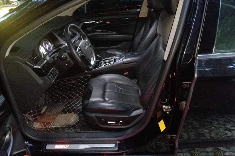 吉利汽车 博瑞 2015款 1.8T 尊贵型中控内饰19