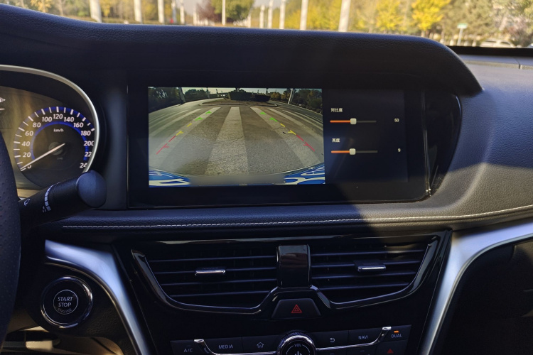 启辰T90 2018款 2.0L CVT智联智尚版 国V中控内饰7006