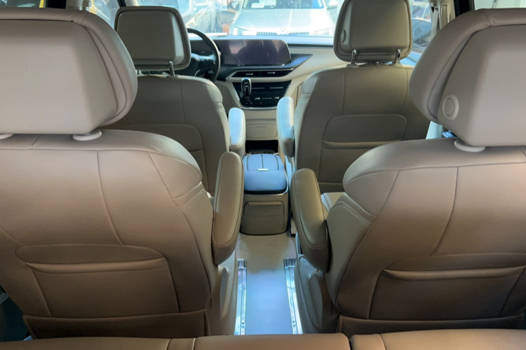 别克GL8 2022款 ES陆尊 653T 舒适型中控内饰7005