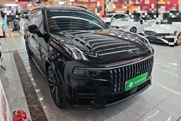 领克09 EM-P 2023款 2.0TD EM-P 远航版PM 七座车身外观3