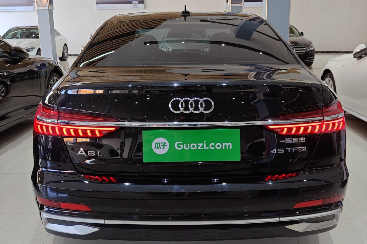 奥迪A6L 2023款 40 TFSI 豪华动感型车身外观6