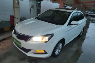 长安 悦翔V7 2016款 1.6L 手动乐享型 国V
