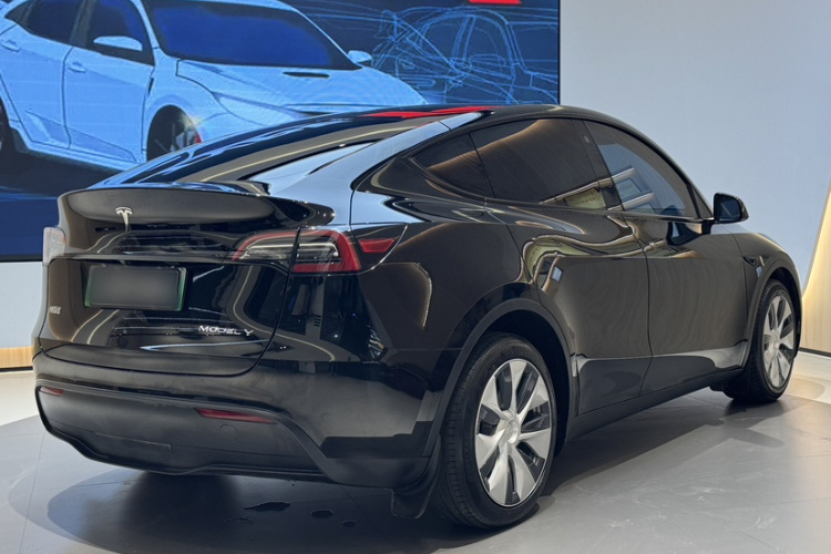 特斯拉 Model Y 2022款 长续航全轮驱动版车身外观6010