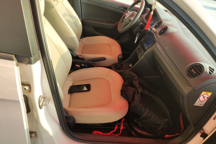 大众 捷达 2015款 质惠版 1.6L 手动时尚型局部细节41