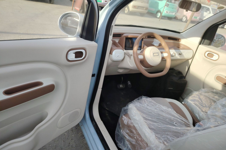 奔腾小马 2026款 222km 萌趣马 Plus中控内饰20