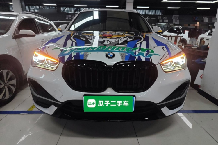 宝马X1 2020款 sDrive20Li 尊享型车身外观2