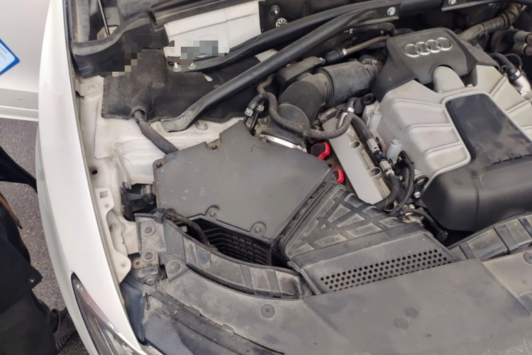 奥迪Q5(进口) 2013款 45 TFSI quattro 运动型局部细节9006