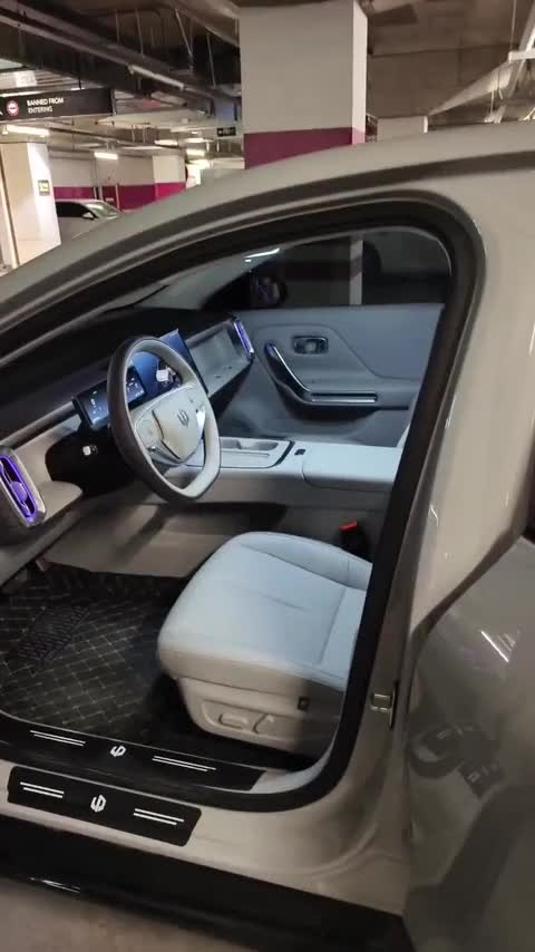 零跑汽车 零跑B01 2025款 650悦享版讲解2