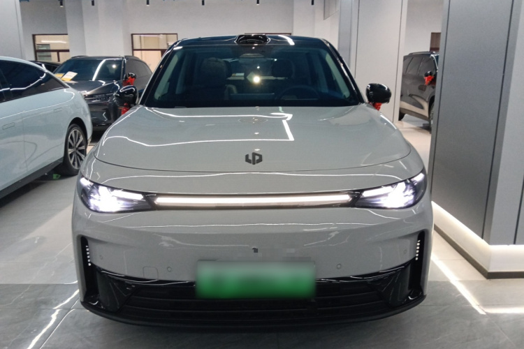 零跑汽车 零跑C10 2024款 210激光雷达版车身外观2