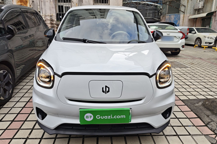 零跑汽车 零跑T03 2025款 403舒享版车身外观2