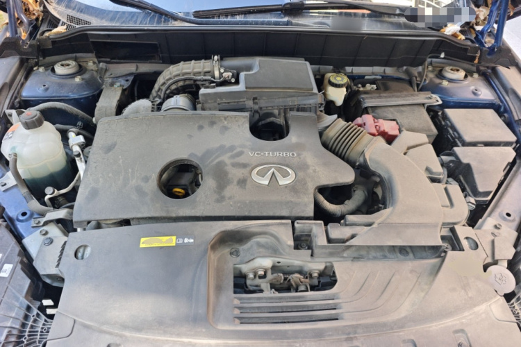 英菲尼迪QX50 2020款 2.0T 两驱时尚版局部细节24