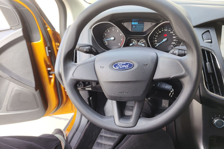 福特 福克斯 2015款 两厢 1.6L 自动舒适型局部细节13