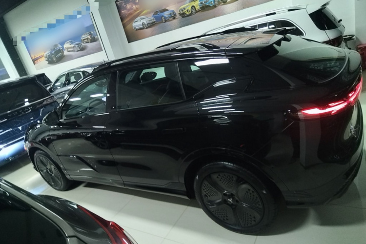 岚图汽车 岚图知音 2024款 四驱全球版车身外观6003