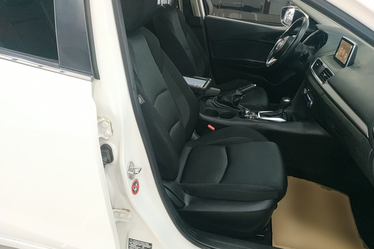 马自达3 昂克赛拉 2016款 三厢 1.5L 自动豪华型局部细节41