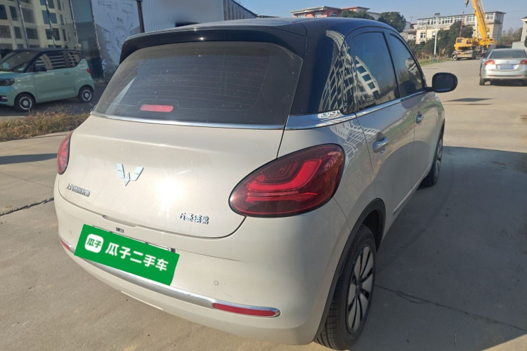 五菱汽车 五菱缤果 2024款 333km 悦享款车身外观7