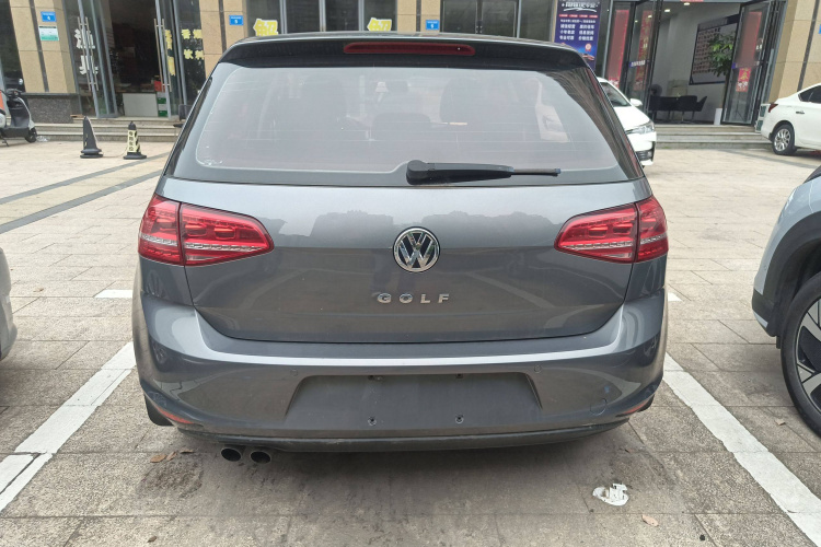 大众 高尔夫 2014款 1.4TSI 自动舒适型车身外观6