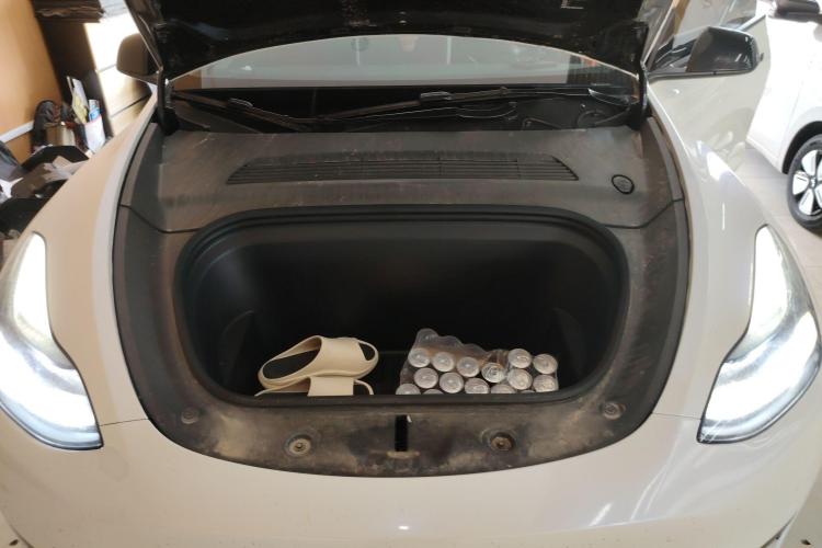 特斯拉 Model Y 2024款 后轮驱动版局部细节24