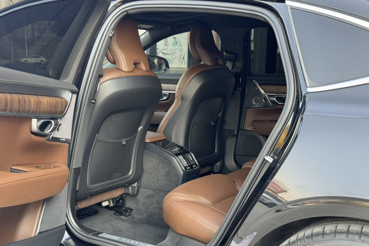 沃尔沃S90 2024款 B5 智雅豪华版中控内饰7002