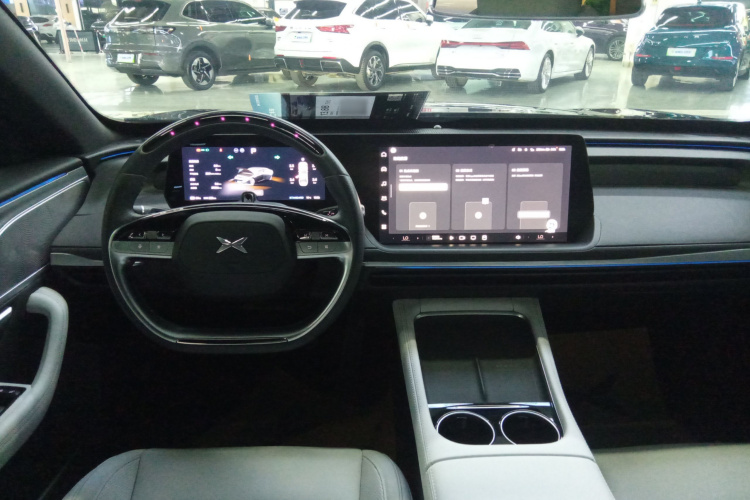 小鹏P7 2024款 P7i 550 Pro局部细节13