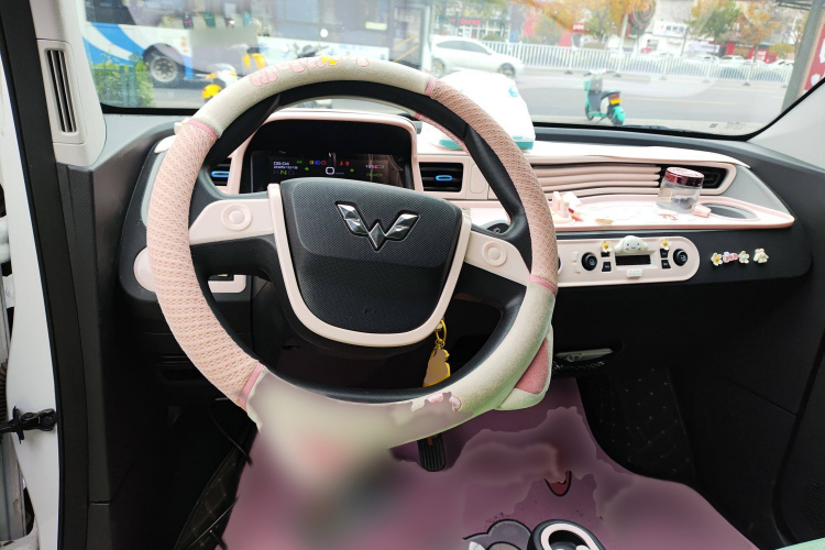 五菱汽车 宏光MINIEV 2022款 自在款 磷酸铁锂中控内饰7002