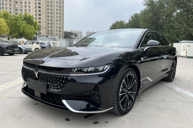 岚图汽车 岚图追光 2024款 PHEV 四驱超长续航旗舰版车身外观6006