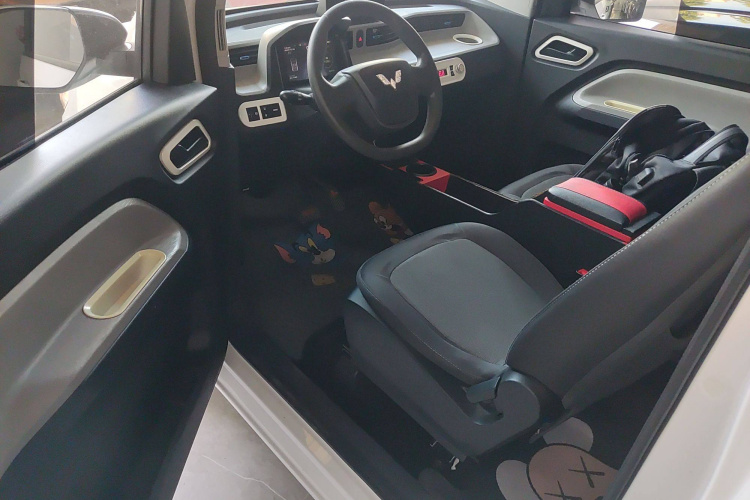 五菱汽车 宏光MINIEV 2020款 悦享款 三元锂中控内饰7003