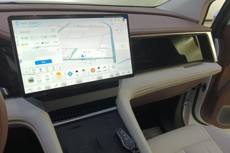 比亚迪 夏 2025款 DM-i 1.5T 180km 超越型中控内饰7002