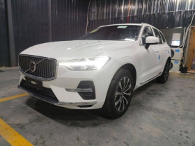 沃尔沃XC60 2025款 B5 四驱智远豪华版