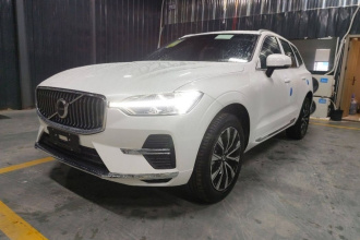 沃尔沃XC60 2025款 B5 四驱智远豪华版