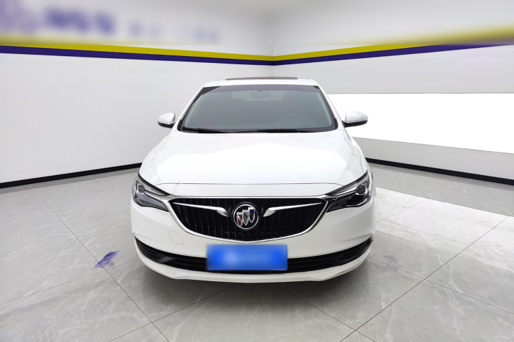 别克 英朗 2021款 改款 1.3T 自动轻混动精英型车身外观2