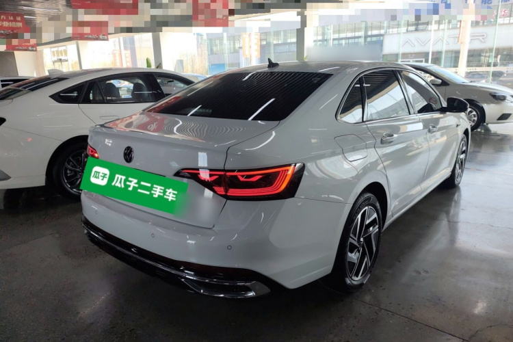 大众 速腾 2025款 300TSI DSG超越版车身外观7