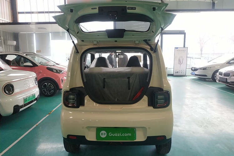 吉利银河 熊猫 2025款 210km 元气熊机舱底盘23