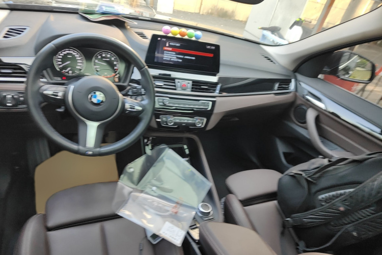 宝马X1 2020款 sDrive20Li 尊享型中控内饰7002